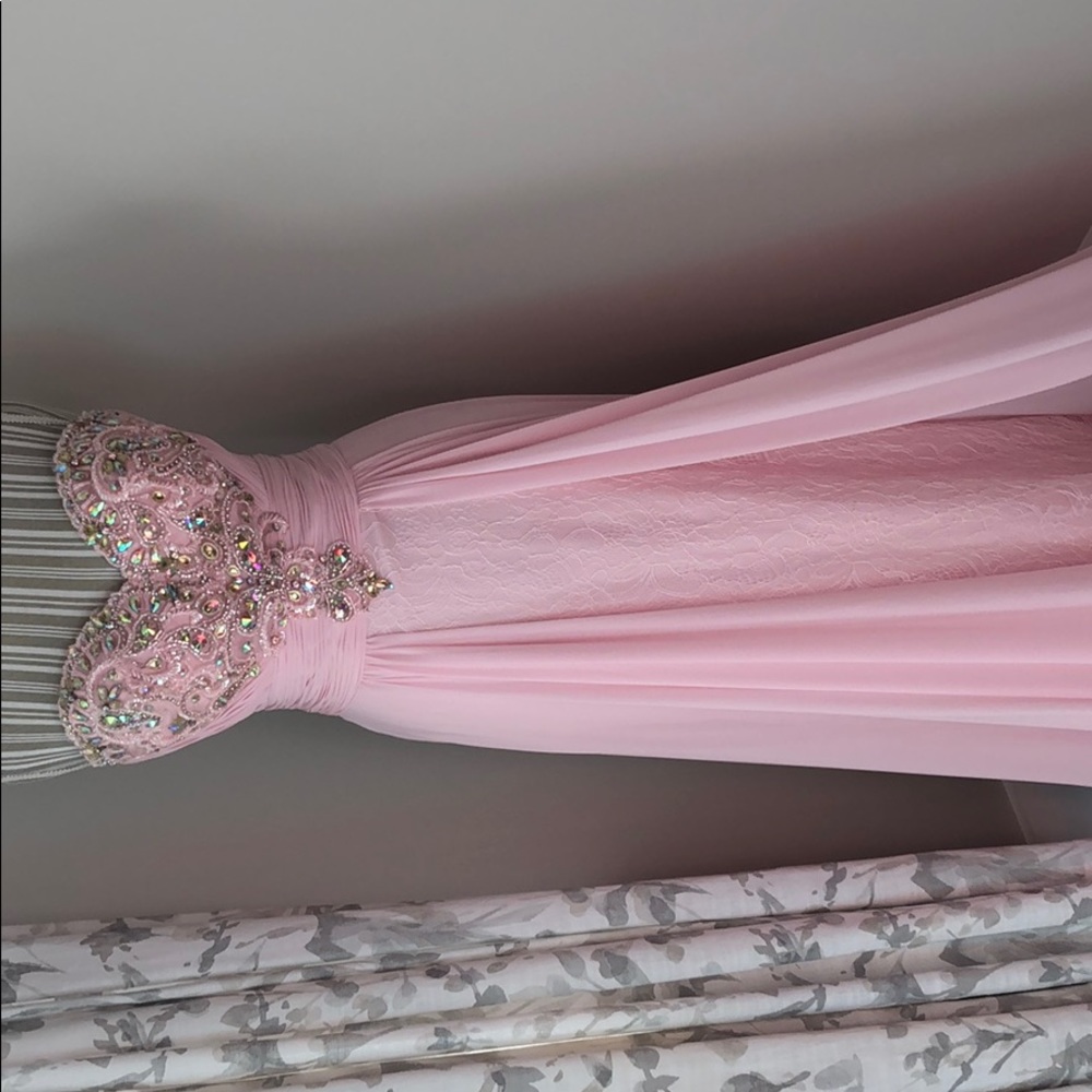 TONY BOWLS 113521 main image 0